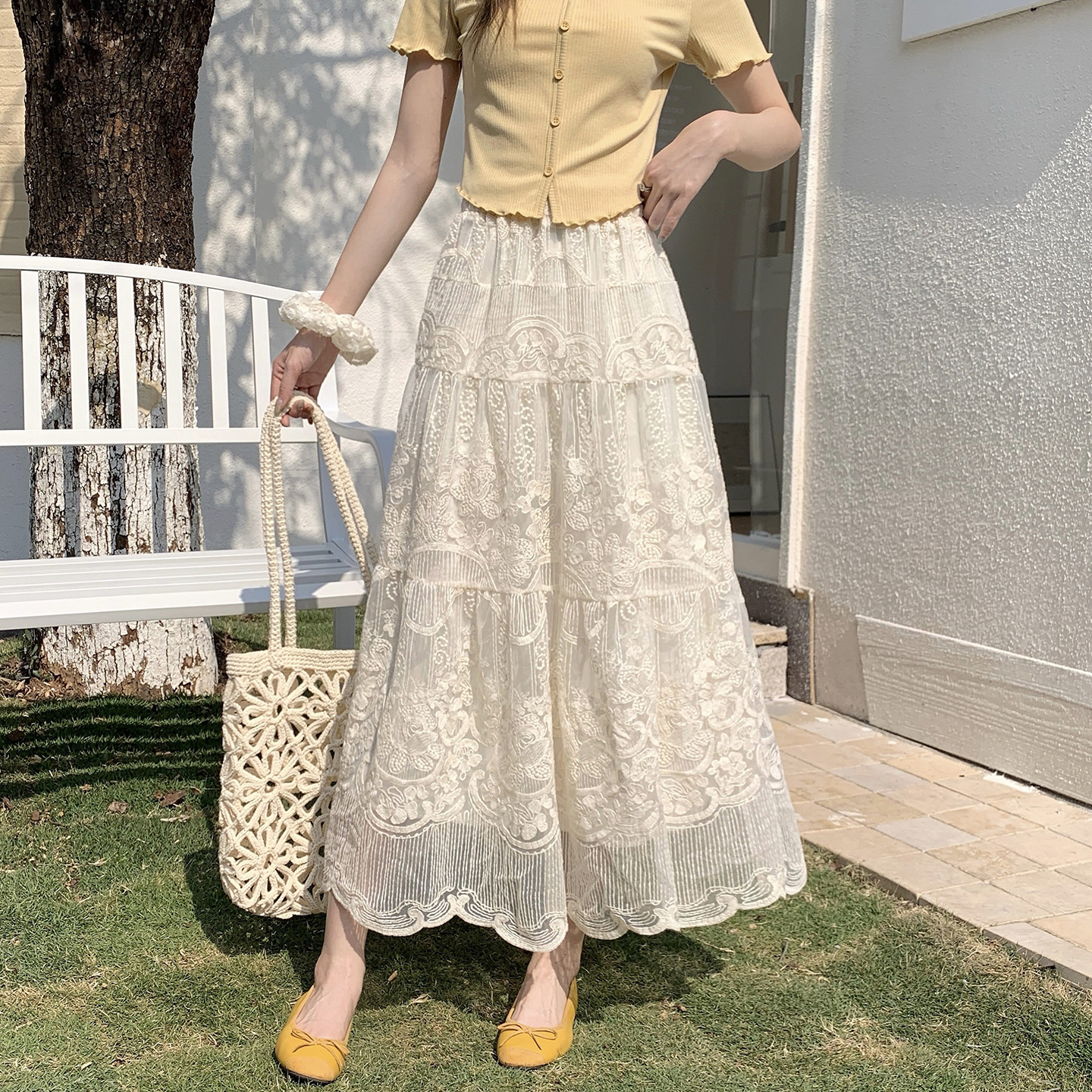 杏色蕾丝刺绣半身裙女春季新款高腰遮胯显瘦中长款a字裙蓬蓬裙