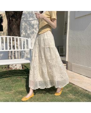 杏色蕾丝刺绣半身裙女春季新款高腰遮胯显瘦中长款a字裙蓬蓬裙