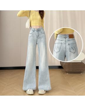 145cm小个子xxs穿搭不贴腿刺绣微喇牛仔裤女2026高腰弹力喇叭长裤